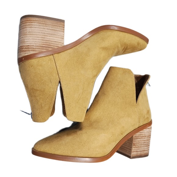 bp Shoes - BP Brynne Ankle Booties Womens Size 8M Brown Notched Side Block Heel Pointed Toe